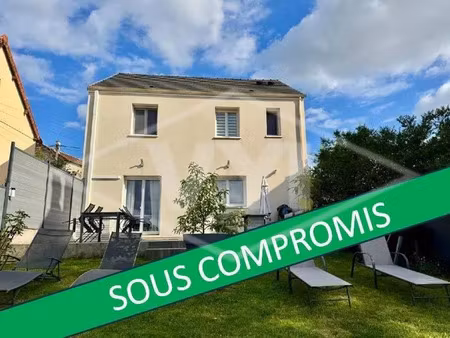 vente maison 5 pièces 93 m² combs-la-ville (77380)