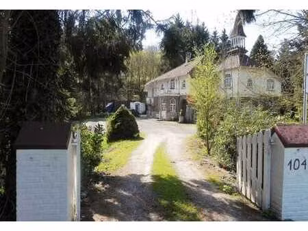 manoir à 6900 marche-en-famenne  av. de la toison d'or 104