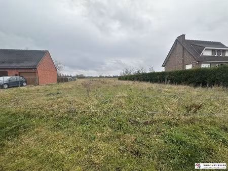 terrain norrent-fontes 2300m2