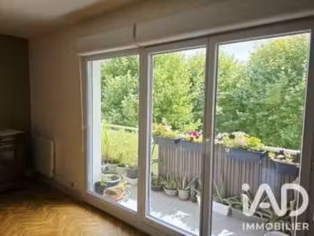 vente appartement 4 pièces à tonnay-charente (17430) : à vendre 4 pièces / 72m² tonnay-cha