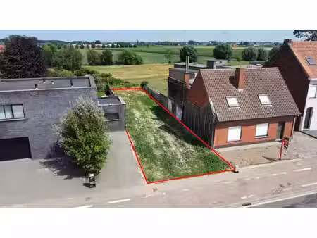 terrain à bâtir pour une maison mitoyenne à vendre