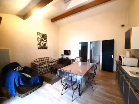 location meublée maison 2 pièces 37 m² à jonzac (17500)  555 €