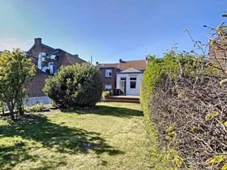 maison 4ch à louer à waremme