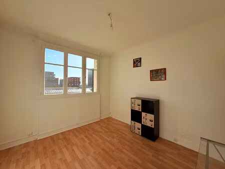 ivry s/seine  3 pièces 60m² proche gare