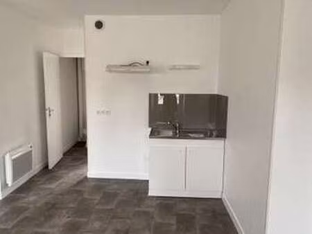 location appartement 3 pièces à coutances (50200) : à louer 3 pièces / 46m² coutances