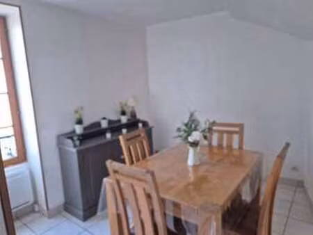 location appartement 3 pièces meublé à guingamp (22200) : à louer 3 pièces meublé / 55m² g