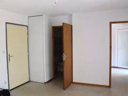 location appartement 2 pièces à mont-de-marsan (40000) : à louer 2 pièces / 42m² mont-de-m