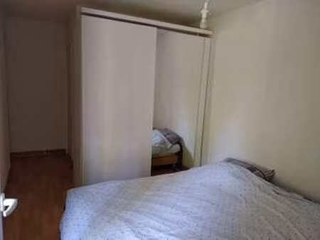 location appartement t1 meublé à saintes (17100) : à louer t1 meublé / 10m² saintes