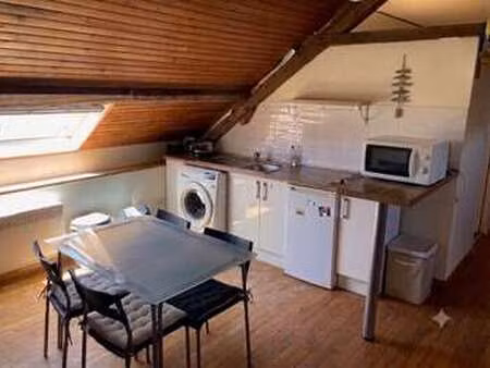 location appartement t1 meublé à thouars (79100) : à louer t1 meublé / 24m² thouars