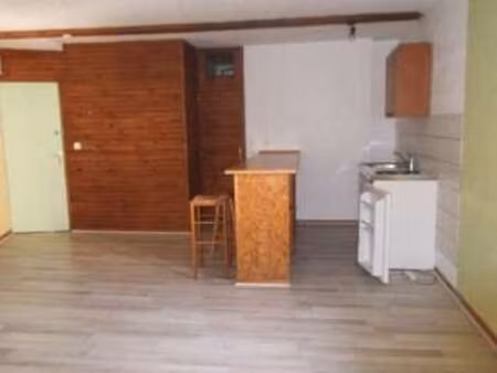 location appartement t1 à beaumont (63110) : à louer t1 / 30m² beaumont