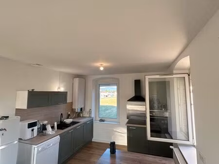 appartement f3 de 51 m² entièrement rénové