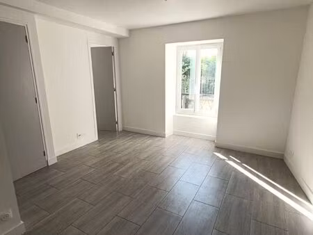 2 pièces - rez de jardin - 35 m2