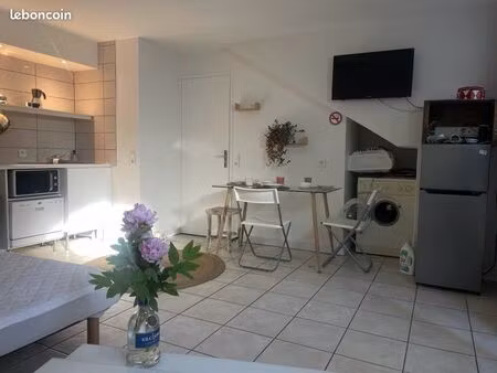studio meublé rer c