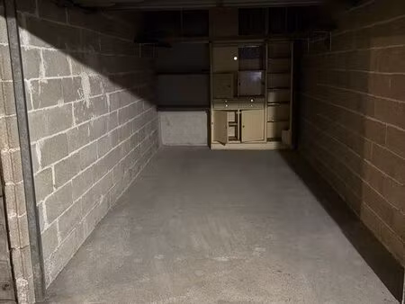 garage à louer