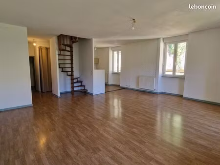 t3 duplex lumineux – au coeur des ollières