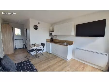 studio vue mer à 20 mn des universités écoles de lorient