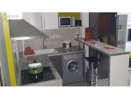 studio meublé 29 m² - ste clotilde