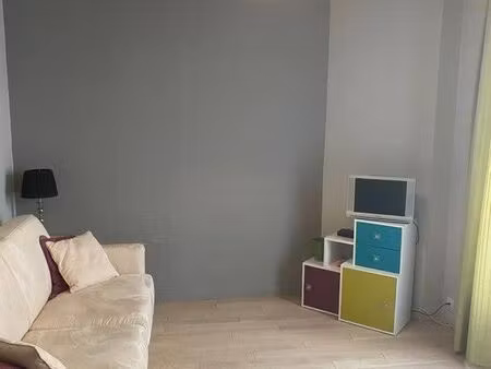 location studio st mandé - métro ligne 1 - excellent état