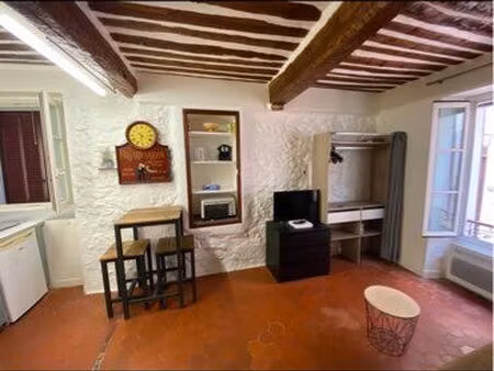 studio 18 m2 centre historique le cannet