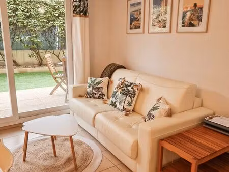 2 pièces meublé tout équipé  jardin 45 m²  parking - bail moyenne durée