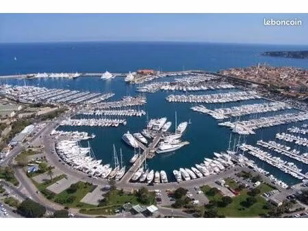 place 17 99 x 5 00m port vauban antibes
