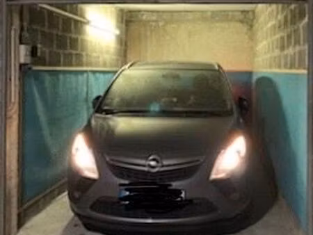 box/garage ferme 12m² nice promenade des anglais/rue de france/rue gardon portail automati