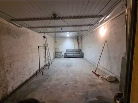 location garage plein pied 24 m2