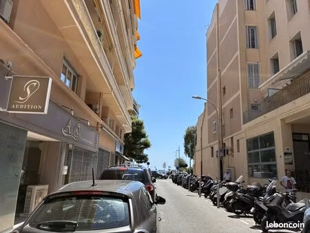 location trimestrale