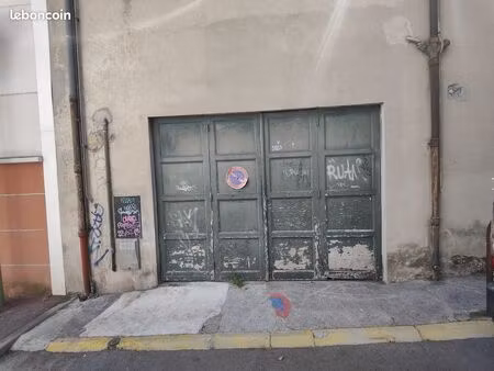 garage