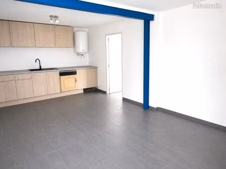 bureaux 150 m²