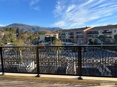 t2 meublé neuf de standing avec terrasse  vue montagnes et deux parkings en sous-sol – cen