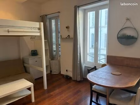 loue joli studio meublé bail etudiant rue edmond rostand entre place castellane et bouleva