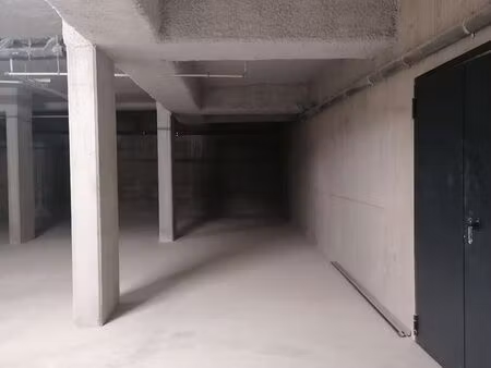 parking intérieur double