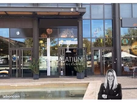 local 80 m² salon-de-provence