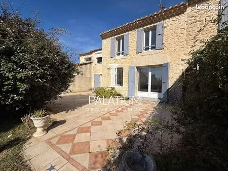 mas 6 pièces 115 m²