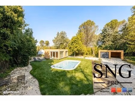 chalet 8 pièces 155 m²