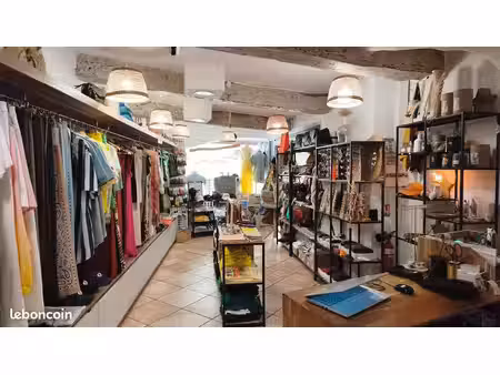 fonds de commerce vêtements  accessoires  chaussures  décoration
