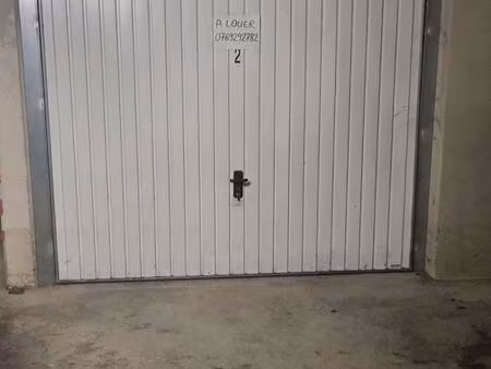 box garage a louer