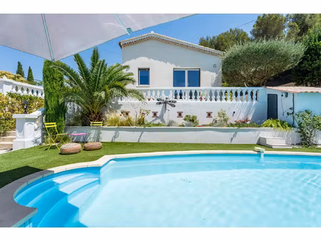 vente maison 5 pièces 112 m² la penne-sur-huveaune (13821)