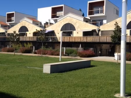 bordeaux beau t3 meuble avec terrasse et parking