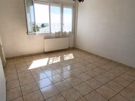 t2 50m2 corbas