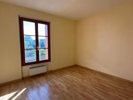 appartement t2  31 m²  corbeil-essonnes