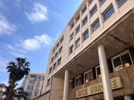 a vendre - bureaux 78m2 + parking - nice pastorelli