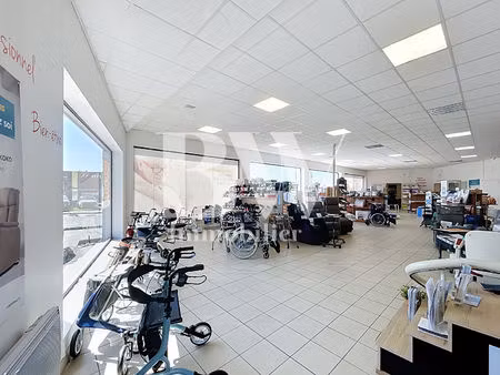 local commercial de 473 m² à louer à brest - secteur europe | réf. fm509