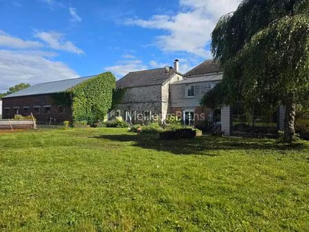 maison 7 pièces 287 m² à étrœungt sur terrain de 22 982 m²