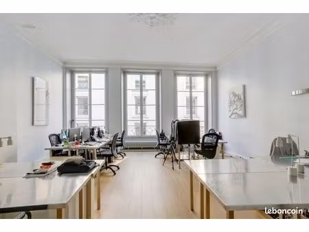bureaux 144 m²