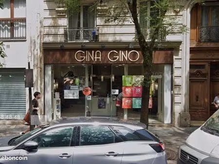 local commercial 58 m² paris