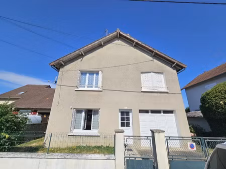 maison 6 pièces - 136 m²