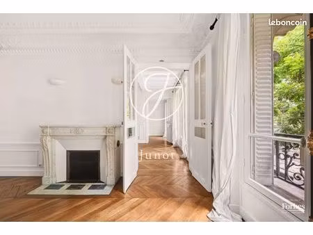 appartement 4 pièces 82 m²