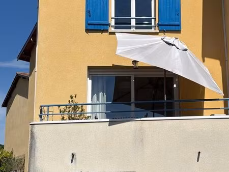 vourles – triplex au cœur du village